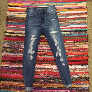 american eagle ripped skinny jeans